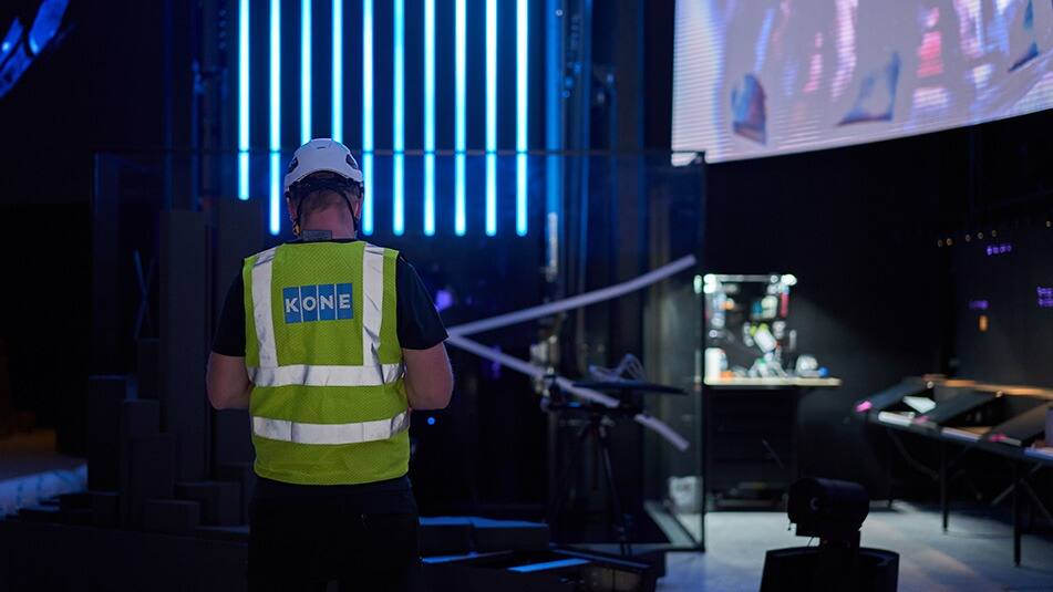 Every effort was made to ensure that the journey of the elevator from Finland to Dubai was sustainable.